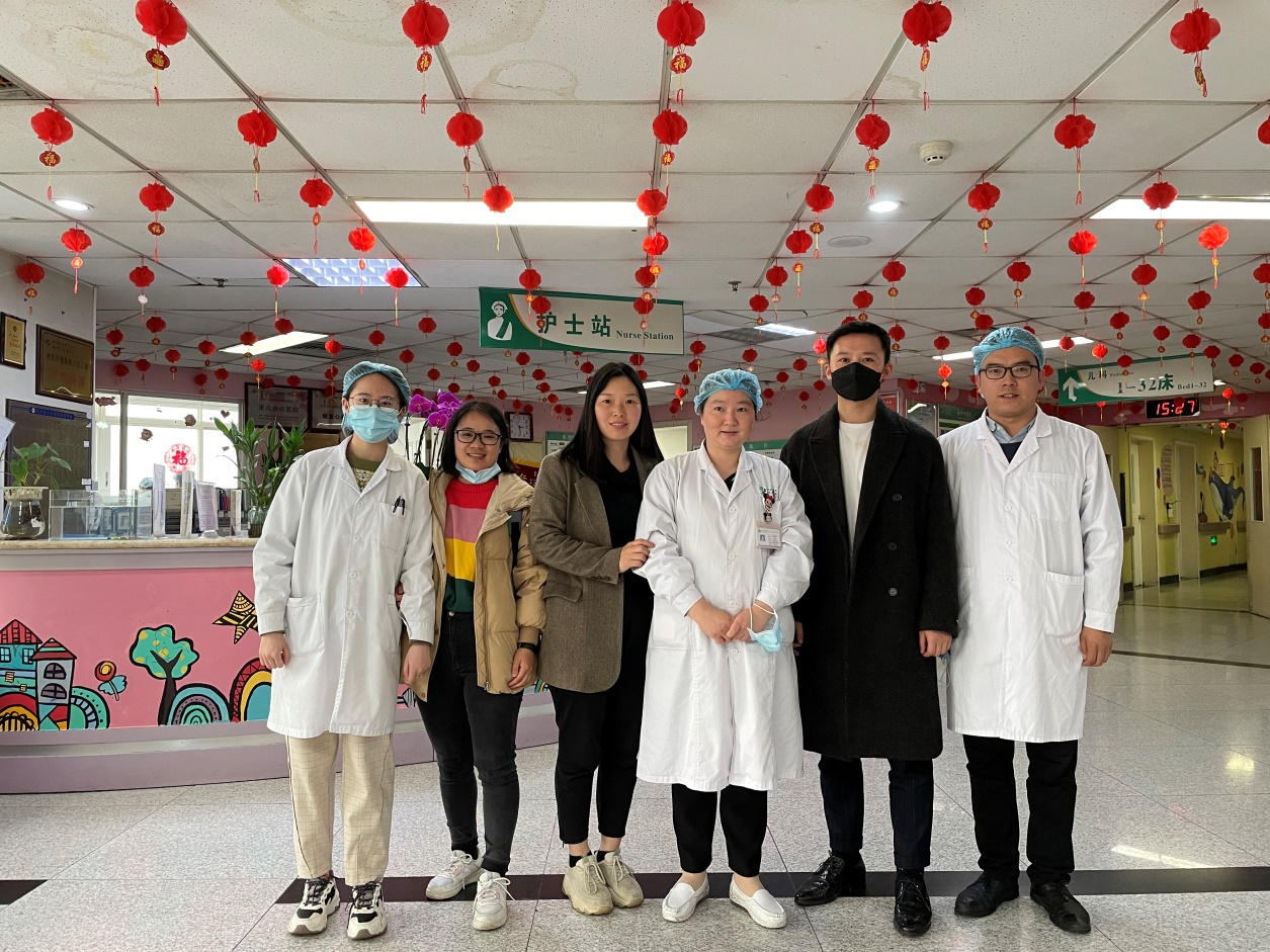 国产无码
师生赴四川省人民医院洽谈医务社会工作合作事宜